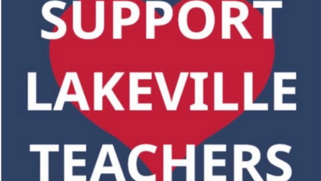 Yard Signs to Support Lakeville Teachers.