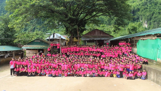 School supplies for refugee students in Thailand