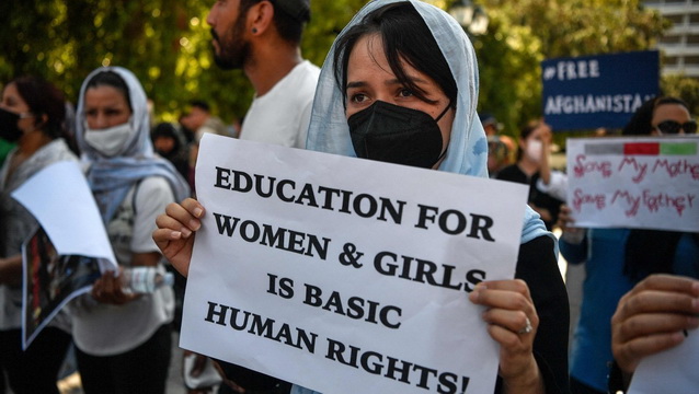 Support Afghan Girls to Access Online Education