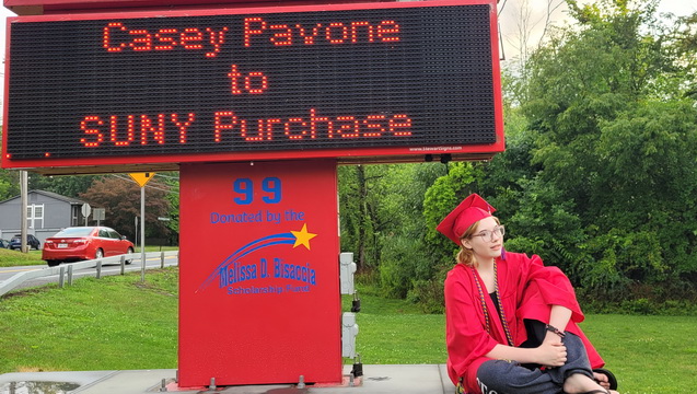 Please Help Casey finish her 1st year of college!