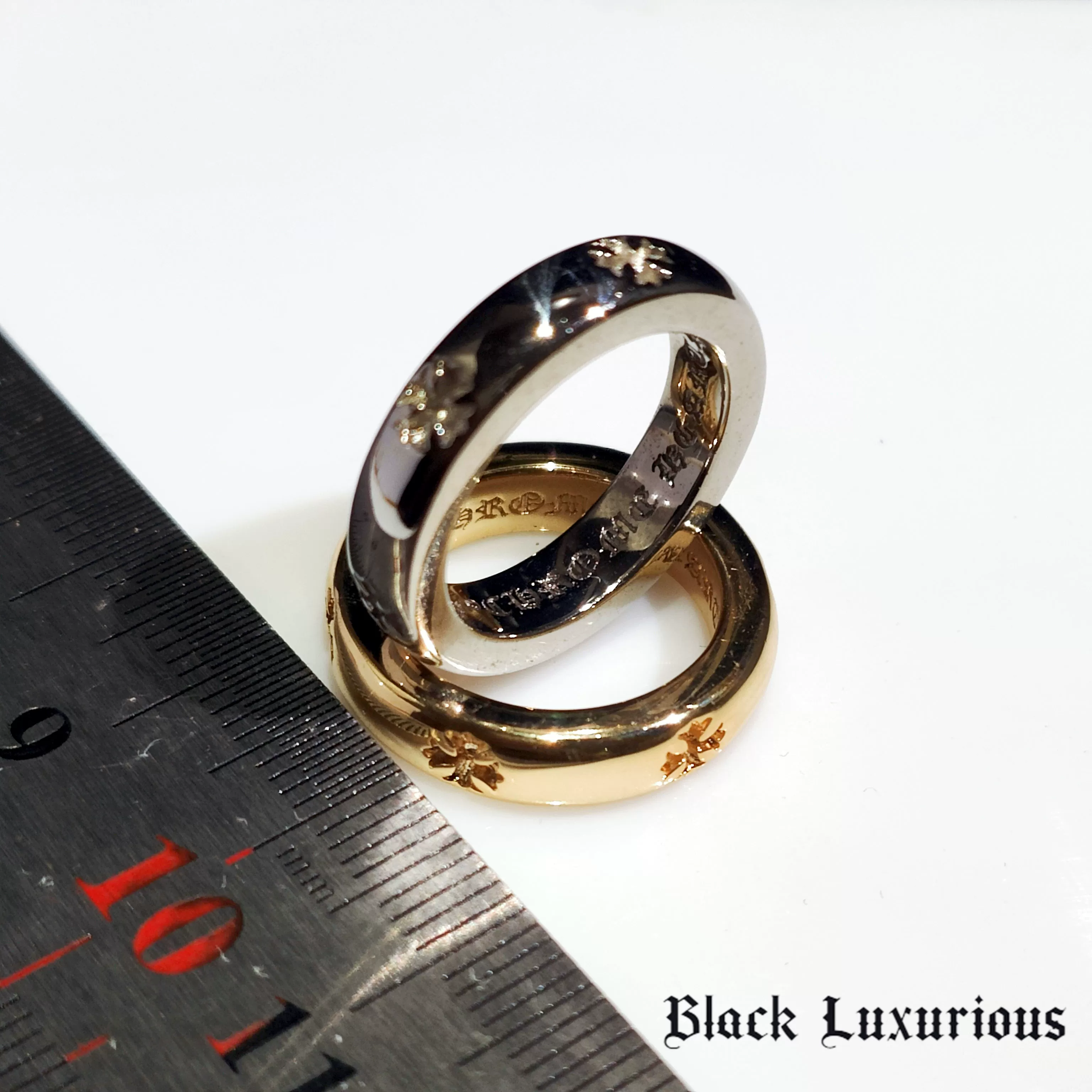 酷牌库|商品详情-进口货源代理批发 Black Luxurious电镀22K黄金色forever简约十字架经典情侣戒指