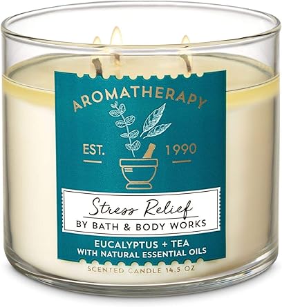 Bath & Body Works进口代理批发 Bath and Body Works 香薰减压 - 桉树茶 3 芯蜡烛（2019 年版）