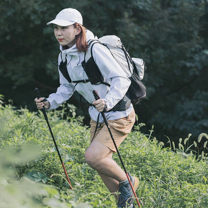 酷牌库|商品详情-进口代理批发优极UG MOUNTAIN男女款轻量防水冲锋衣 越野赛事强制安全装备