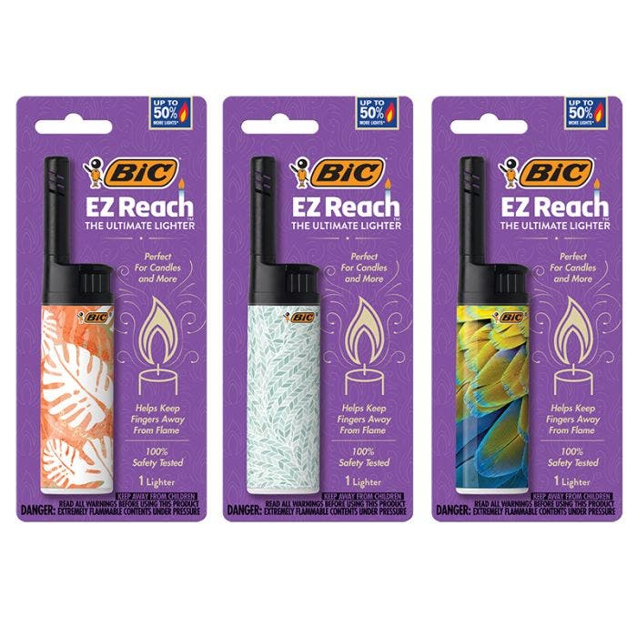 BIC进口代理批发BIC EZ Reach 蜡烛打火机，带加长棒的终极打火机，适用于烧烤架和火坑（1.45 英寸），家居装饰设计 3-Pack (Assortment of Designs will Vary)