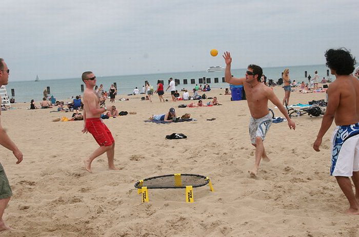 酷牌库|商品详情-Spikeball进口代理批发 Spikeball 钉球游戏，2006