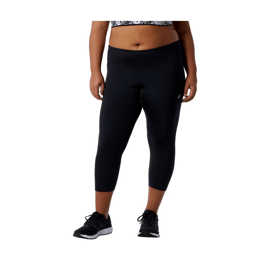 New Balance Women s Mid Rise Capri Leggings