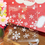 100 PCS Muka Cookies Bags, Christmas Treat Bags, Self Adhesive Candy Bag, Christmas Cookies Bags Snowflake Clear Candy Bag Gifts Goodies Bags with Self Adhesive Seal