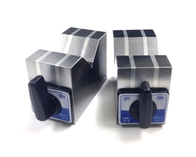 ABS Import Tools 2 X 2-1/2 X 2 -3/4 ALUMINUM CAST MAGNETIC V-BLOCK SET (3402-0890)