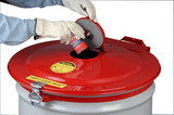 BASCO VaporTrap™ Hazardous Waste Drum Lid - Manual Latching
