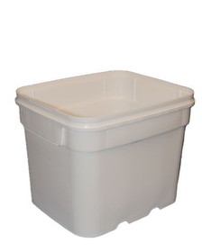 BASCO 8 Gallon EZ Stor&#174; Plastic Container, Molded On Hand Grips
