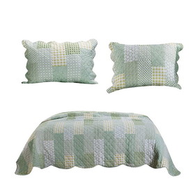Benjara BM219435 Reversible Fabric King Size Quilt Set with Geometric Pattern Motifs, Green