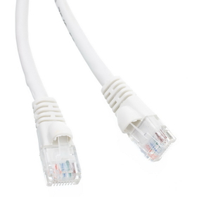 CableWholesale 10X8-09105 Cat6 White Ethernet Patch Cable, Snagless/Molded Boot, 5 foot