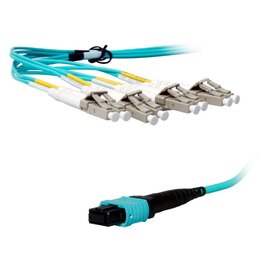 CableWholesale MPLC-31002 Plenum Fiber Optic Cable, 40 Gigabit Ethernet QSFP 40GBase-SR4 to MTP(MPO)/LC (4 Duplex LC) 24 inch Breakout Cable, OM3, 50/125, 2 meter
