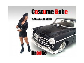 American Diorama 23918  Costume Babe Brooke Figure For 1:24 Scale Models