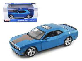 Maisto 2008 Dodge Challenger SRT8 Blue Metallic 1/24 Diecast Model Car