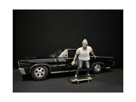 American Diorama 38241  Skateboarder Figurine II for 1/18 Scale Models