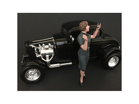 American Diorama 38254  50"'s Style Figure IV  for 1:24 Scale Models