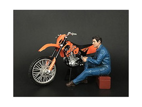 American Diorama 38371  Mechanic Michael Figurine for 1/12 Scale Motorcycle Models