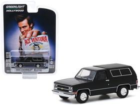 Greenlight 44880E  1989 Chevrolet Blazer Black "Ace Ventura: Pet Detective" (1994) Movie "Hollywood Series" Release 28 1/64 Diecast Model Car