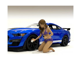American Diorama 76265  Alisa Bikini Car Wash Girl Figurine for 1/18 Scale Models