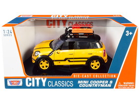Motormax 79752  Mini Cooper S Countryman with Roof Rack and Accessories Yellow Metallic and Black "City Classics" Series 1/24 Diecast Model Car