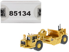 Diecast Masters 85134  CAT Caterpillar 627G Wheeled Scraper Tractor with Operator "High Line" Series 1/87 (HO) Scale Diecast Model