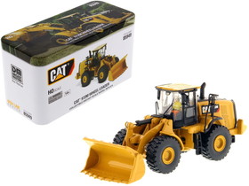 Diecast Masters 85949  CAT Caterpillar 972M Wheel Loader with Operator "High Line" Series 1/87 (HO) Scale Diecast Model