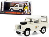 Greenlight 86562  1961 Land Rover 88 Series II Station Wagon Cream with White Top 