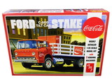 AMT AMT1147  Skill 3 Model Kit Ford C600 Stake Bed Truck with Two 