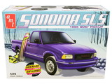 AMT AMT1168M  Skill 2 Model Kit 1995 GMC Sonoma SLS Pickup Truck with Snowboard and Boots 1/25 Scale Model