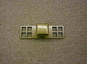 D. Lawless Hardware (19-Pack) Smooth Backplate with Square Knob Antique Brass
