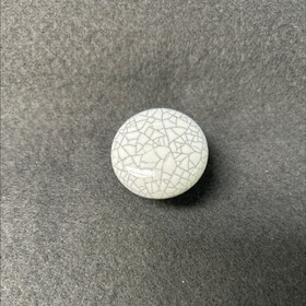 Avante LQ-33604CR 1-1/4" Crackle Knob White Ceramic