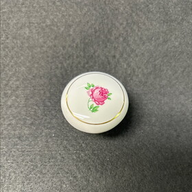 Brainerd LQ-P40010V-W-C 1-1/2" White Ceramic With Rose and Gold Ring Knob