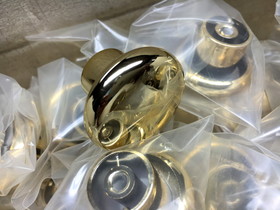 Liberty Hardware (100 Piece) 1-3/8" Plastic Mushroom Knob Polished Brass
