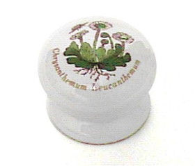 Liberty Hardware 1-3/8" Ceramic Knob White with Chrysanthemum