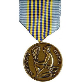 Eagle Emblems M0018 Medal-Airman&#039;S (2-7/8")