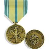 Eagle Emblems M0164 Medal-Usn, Armed Forc.Rsv. (2-7/8
