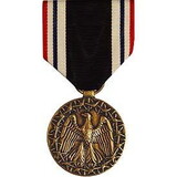 Eagle Emblems M0172 Medal-Prisoner Of War (2-7/8