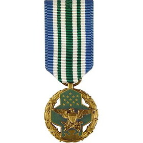 Eagle Emblems M2024 Medal-Joint Serv.Commend. (2-1/4")