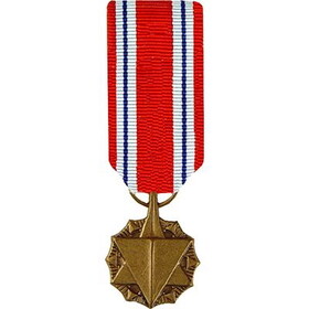 Eagle Emblems M2036 Medal-Usaf,Combat Readyness (MINI), (2-1/4")