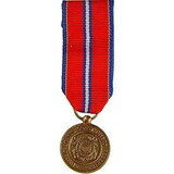 Eagle Emblems M2042 Medal-Uscg, Good Cond.Resv (Mini) (2-1/4