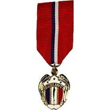Eagle Emblems M2074 Medal-Philippine Liberat. (Mini) (2-1/4