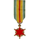 Eagle Emblems M2091 Medal-Viet, Wound, Republic (Mini) (2-1/4