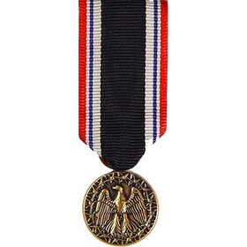 Eagle Emblems M2172 Medal-Prisoner Of War (MINI), (2-1/4")