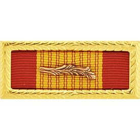 Eagle Emblems M4244 Ribb-Viet,Cross Of Gallnt RVN W/PALM (ARMY), (1-7/16")