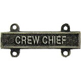 Eagle Emblems M8573 Q-Bar, Crew Chief (1
