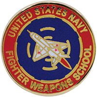 Eagle Emblems P00438 Pin-Usn,Top Gun Fighter WEAPONS SCHOOL, (1")