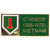 Eagle Emblems P00491 Pin-Viet,Bdg,001St Inf Div 1965-1970, (1-1/8