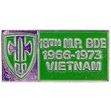 Eagle Emblems P00571 Pin-Viet,Bdg,018Th Mp Bde 1966-1973, (1-1/8