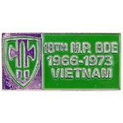 Eagle Emblems P00571 Pin-Viet,Bdg,018Th Mp Bde 1966-1973, (1-1/8")